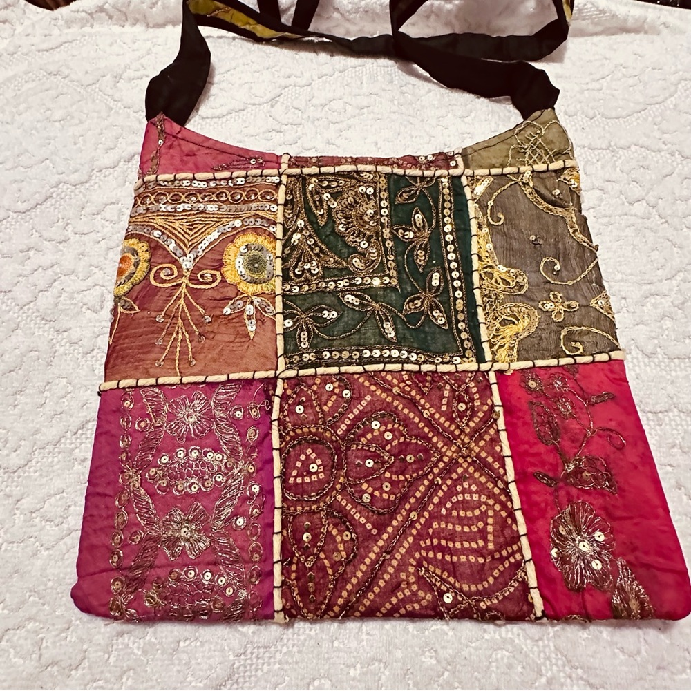 Vintage | Bag | Vintage Shoulder Sari Bag - Picture 8 of 11